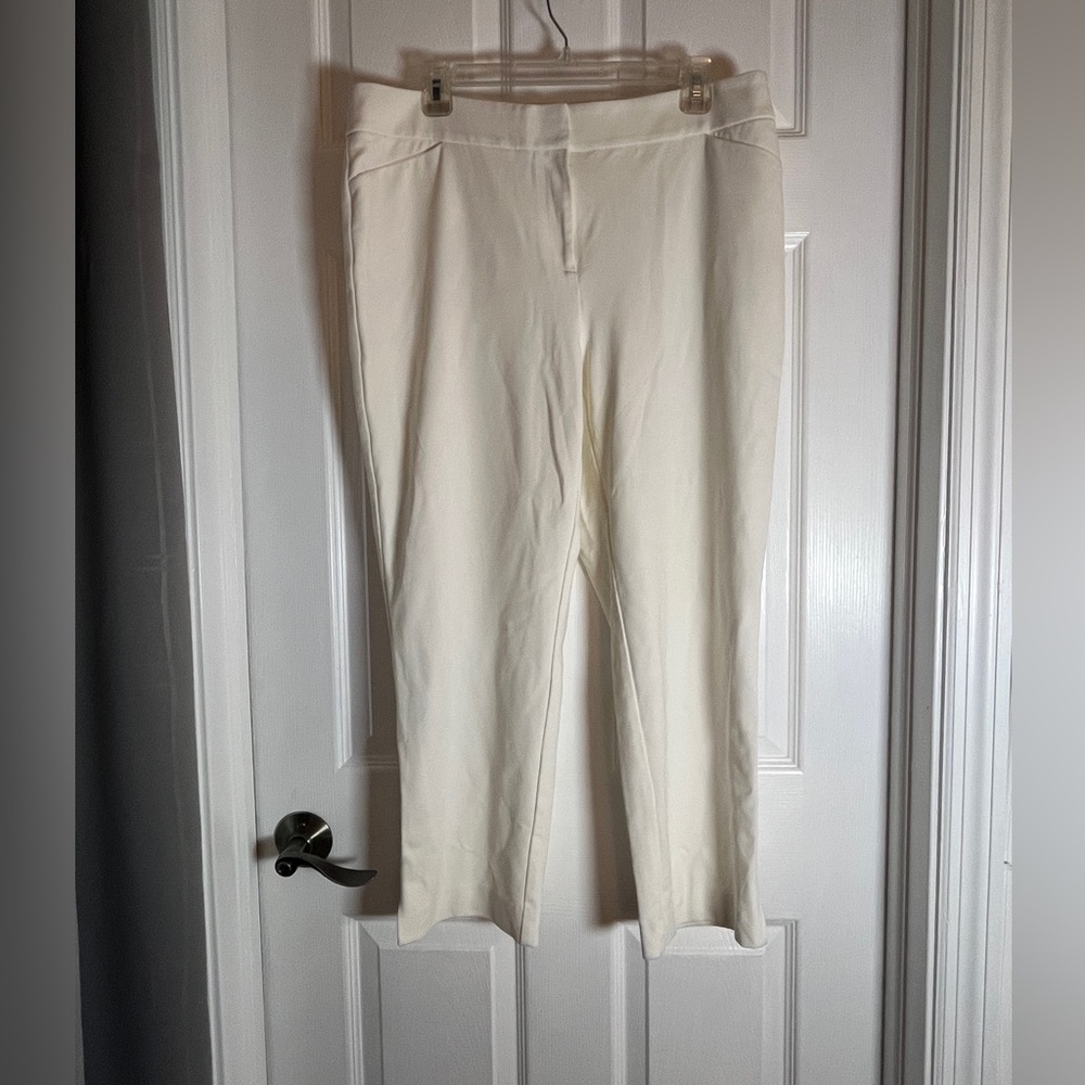 Chicos Elegant White-Cream Pants US size 12